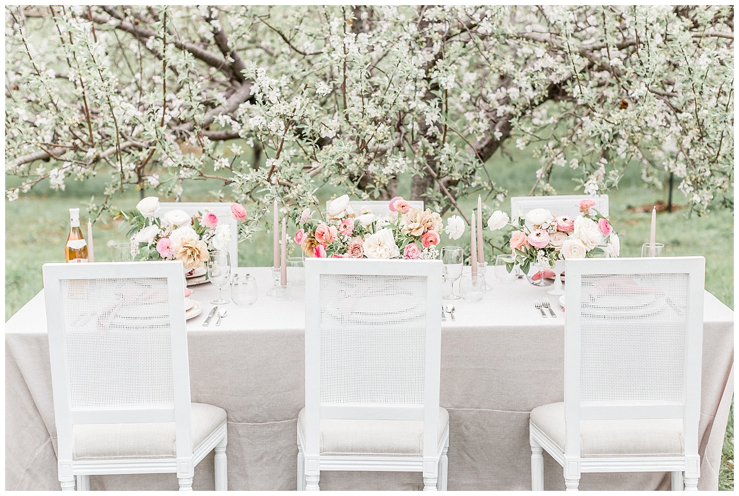 Apple-Blossoms-Springtime-Wedding-Inspiration-Weston-Red-Barn-2018-nellie sparkman events blue bouquet elizabeth ladean photography_0054.jpg